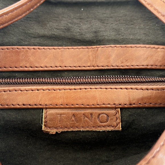 Tano leather shoulder bag - Picture 4 of 12